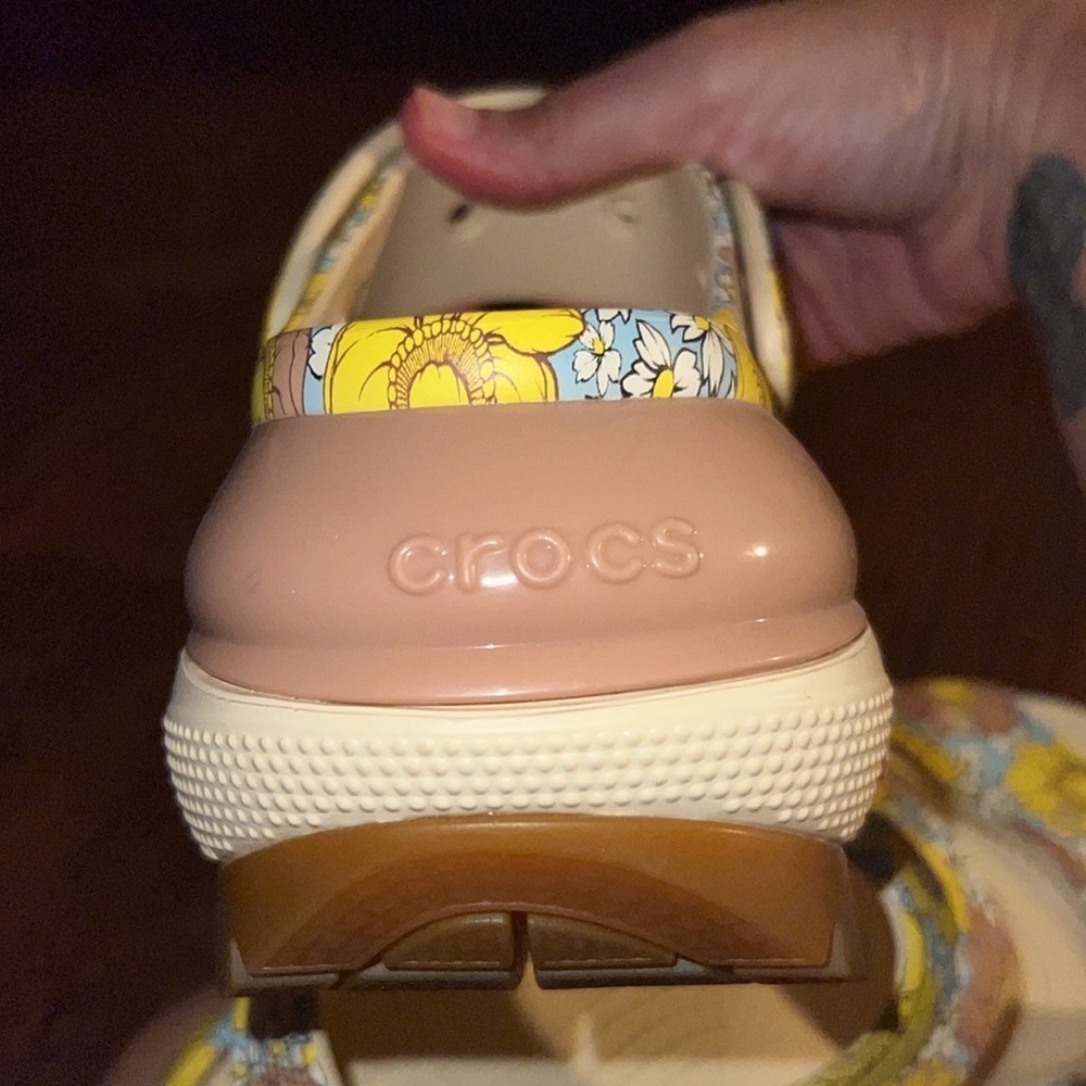 Crocs Classic Mega Crush Retro Floral Sandals Women’s Sz 8 - Picture 7 of 11
